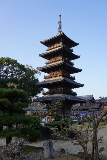 本山寺 五重塔