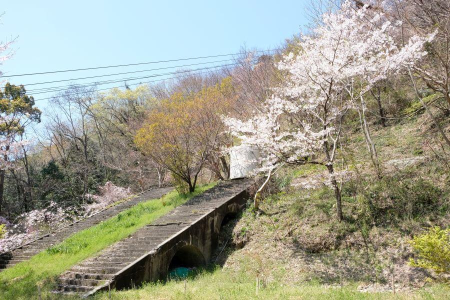 箸蔵山 ケーブルカー痕跡