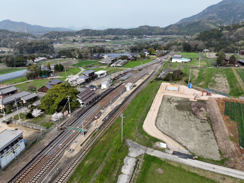 讃岐財田駅_旧駅舎_空撮