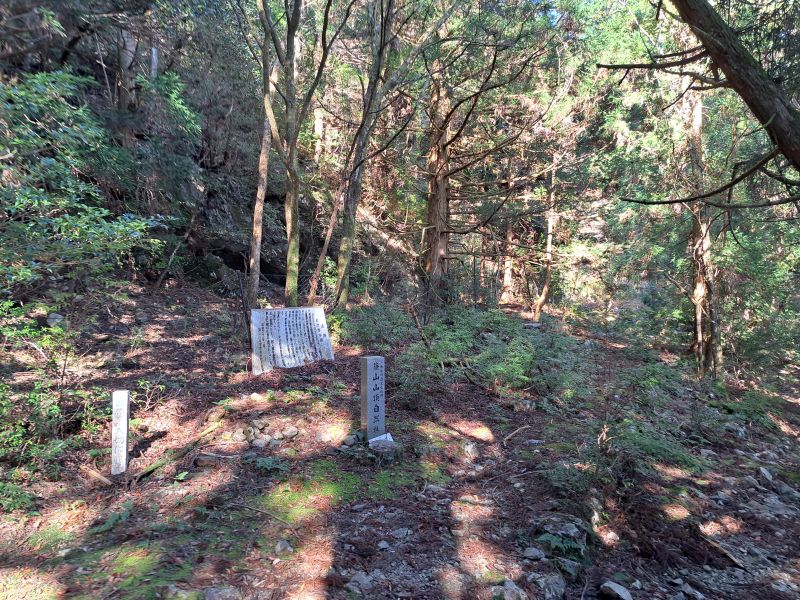 篠山_観世音寺跡