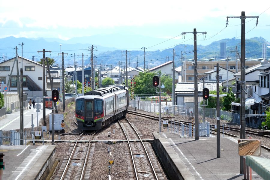 土佐山田駅_特急列車・南風_高知方面