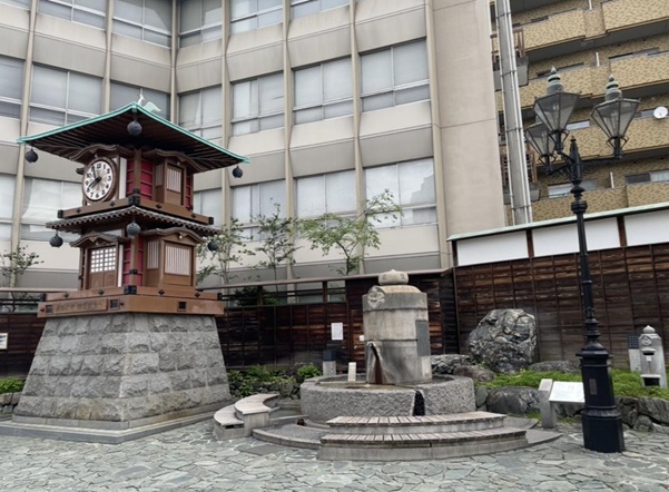 道後放生園_足湯