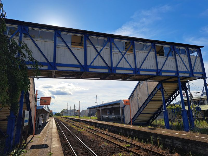 蔵本駅_跨線橋