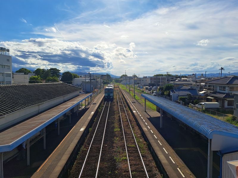 蔵本駅_跨線橋_西方面