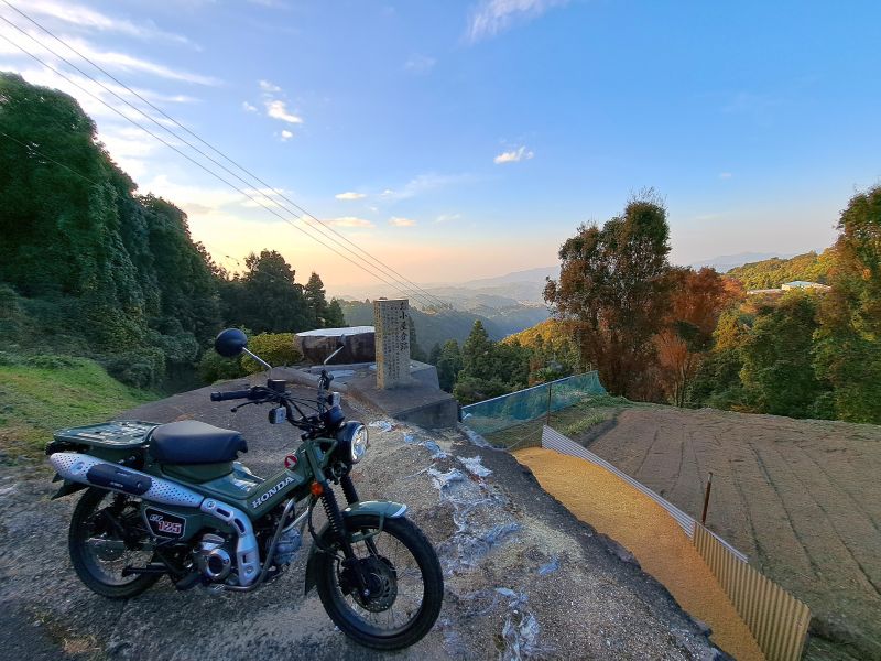 土佐北街道遍路道の合流地点_遠景