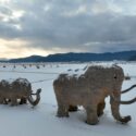 わらマンモス_雪景色