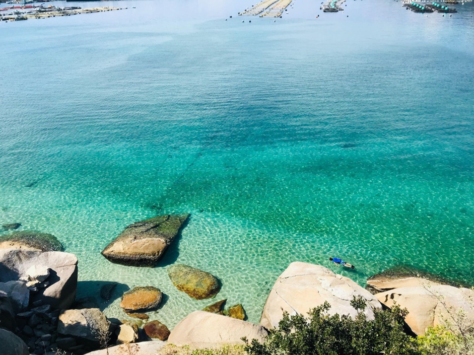 柏島_エメラルドグリーンの海